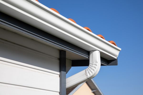 Rain Gutter Service in Everett